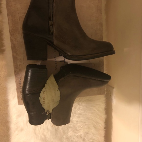 Bed Stu Short Bootie 9 1/2 - Picture 3 of 4